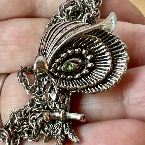 VINTAGE DAVID GRAU SPAIN GREEN CRYSTAL OWL NECKLACE PENDANT ROPE CHAIN HALLMARKD